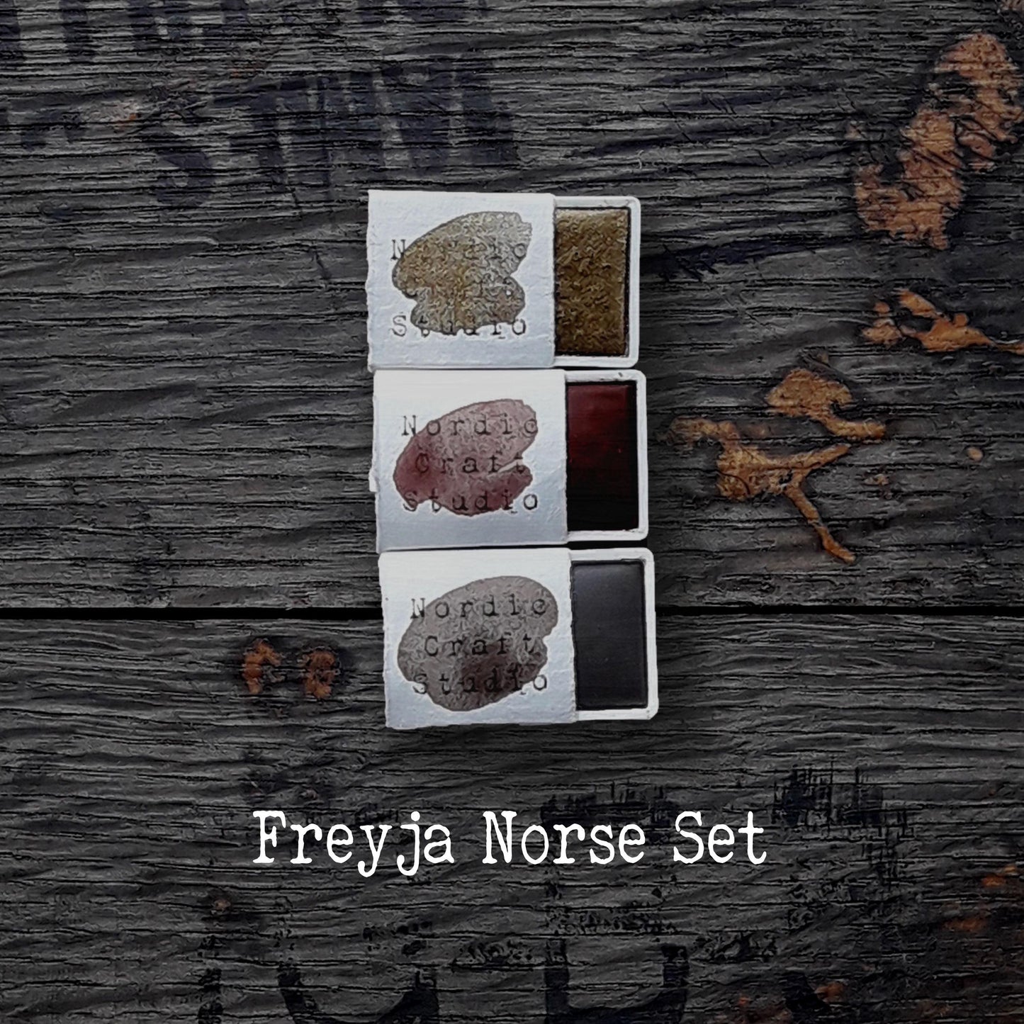 Set nórdico Freyja: acuarelas artesanales de calidad artística en medias y pastillas completas.